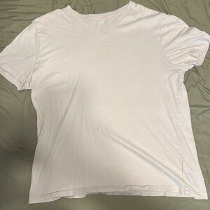 Gap short sleeve V neck
